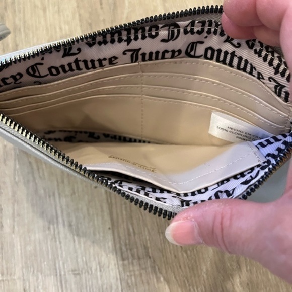 Juicy Couture Silver Wristlet Wallet Zippered Purse NWOT - Picture 9 of 15